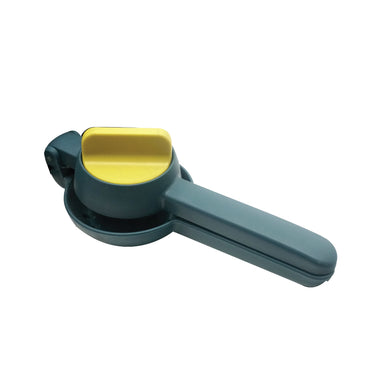 (MR.DIY) Manual Juice Squeezer (23.5 X 8.5cm)