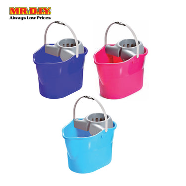 LAVA Plastic Mopping Pail Strainer with Wheels (17.5L)