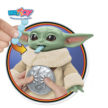 STAR WARS The Mandalorian and Grogu Snackin' Grogu